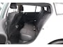 Renault Megane Estate 1.3 TCe Limited/ Apple + Android/ 16'' LMV/ Lane-Assist./ Grootlicht Assist./ Stoelverw./ Navi/ Clima/ Cruise/ Elek. pakket/ Isofix/ Bluetooth/ Armsteun/ Multi. LEDER. Stuur/ Mistl./ PDC/ Chroom.