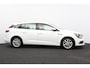 Renault Megane Estate 1.3 TCe Limited/ Apple + Android/ 16'' LMV/ Lane-Assist./ Grootlicht Assist./ Stoelverw./ Navi/ Clima/ Cruise/ Elek. pakket/ Isofix/ Bluetooth/ Armsteun/ Multi. LEDER. Stuur/ Mistl./ PDC/ Chroom.