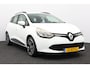 Renault Clio Estate 0.9 TCe Expression/ 17'' LMV/ DAB+/ Navi/ Airco/ Cruise/ Elek. pakket/ Isofix/ Bluetooth/ AUX & USB/ Multi. Stuur/ Getint glas/ Dakrails.