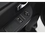 Renault Clio Estate 0.9 TCe Expression/ 17'' LMV/ DAB+/ Navi/ Airco/ Cruise/ Elek. pakket/ Isofix/ Bluetooth/ AUX & USB/ Multi. Stuur/ Getint glas/ Dakrails.