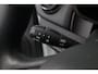 Renault Clio Estate 0.9 TCe Expression/ 17'' LMV/ DAB+/ Navi/ Airco/ Cruise/ Elek. pakket/ Isofix/ Bluetooth/ AUX & USB/ Multi. Stuur/ Getint glas/ Dakrails.