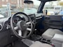 Jeep Wrangler Unlimited 3.8 Sahara - Afneembaar Dak - Centrale vergrendeling - Elektrische ramen
