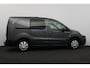 Peugeot Partner 122 1.6 BlueHDi 100 L2 Premium Pack S&S/ Zij-Schuifdeur rechts/ AUTOMAAT!/ Trekhaak/ Camera/ 3-Zitplaatsen voor/ Airco/ Cruise/ Elek. pakket/ LEDER. Stuur/ Mistl./ PDC/ Extra getint glas/ LED Dagrijverl.