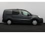 Peugeot Partner 122 1.6 BlueHDi 100 L2 Premium Pack S&S/ Zij-Schuifdeur rechts/ AUTOMAAT!/ Trekhaak/ Camera/ 3-Zitplaatsen voor/ Airco/ Cruise/ Elek. pakket/ LEDER. Stuur/ Mistl./ PDC/ Extra getint glas/ LED Dagrijverl.