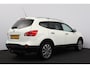 Nissan Qashqai+2 1.6 Connect Edition/ 7-Persoons!/ Trekhaak/ 18'' LMV/ Panorama-Dak/ Bluetooth/ Camera/ Navi/ Clima/ Cruise/ Armsteun/ Multi. LEDER. Stuur/ Mistl./ Chroom/ Dakrails/ Extra getint glas.