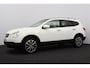Nissan Qashqai+2 1.6 Connect Edition/ 7-Persoons!/ Trekhaak/ 18'' LMV/ Panorama-Dak/ Bluetooth/ Camera/ Navi/ Clima/ Cruise/ Armsteun/ Multi. LEDER. Stuur/ Mistl./ Chroom/ Dakrails/ Extra getint glas.