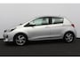 Toyota Yaris 1.5 Hybrid Lease/ AUTOMAAT!/ Trekhaak/ 15'' LMV/ Keyless-GO/ Camera/ Navi/ Clima/ Cruise/ Elek. pakket/ Isofix/ Bluetooth/ Multi. LEDER. Stuur/ Mistl./ LED Dagrijverl.