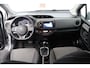 Toyota Yaris 1.5 Hybrid Lease/ AUTOMAAT!/ Trekhaak/ 15'' LMV/ Keyless-GO/ Camera/ Navi/ Clima/ Cruise/ Elek. pakket/ Isofix/ Bluetooth/ Multi. LEDER. Stuur/ Mistl./ LED Dagrijverl.