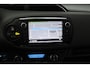 Toyota Yaris 1.5 Hybrid Lease/ AUTOMAAT!/ Trekhaak/ 15'' LMV/ Keyless-GO/ Camera/ Navi/ Clima/ Cruise/ Elek. pakket/ Isofix/ Bluetooth/ Multi. LEDER. Stuur/ Mistl./ LED Dagrijverl.