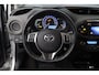 Toyota Yaris 1.5 Hybrid Lease/ AUTOMAAT!/ Trekhaak/ 15'' LMV/ Keyless-GO/ Camera/ Navi/ Clima/ Cruise/ Elek. pakket/ Isofix/ Bluetooth/ Multi. LEDER. Stuur/ Mistl./ LED Dagrijverl.