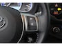 Toyota Yaris 1.5 Hybrid Lease/ AUTOMAAT!/ Trekhaak/ 15'' LMV/ Keyless-GO/ Camera/ Navi/ Clima/ Cruise/ Elek. pakket/ Isofix/ Bluetooth/ Multi. LEDER. Stuur/ Mistl./ LED Dagrijverl.