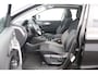 Nissan Qashqai 1.2 N-Connecta/ Panorama-Dak/ 18'' LMV/ Extra getint glas/ Keyless/ Camera/ DAB+/ Navi/ Clima/ Cruise/ Elek. pakket/ Isofix/ Bluetooht/ Armsteun/ Multi. LEDER. Stuur/ PDC V+A/ Dakrails.