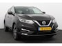 Nissan Qashqai 1.2 N-Connecta/ Panorama-Dak/ 18'' LMV/ Extra getint glas/ Keyless/ Camera/ DAB+/ Navi/ Clima/ Cruise/ Elek. pakket/ Isofix/ Bluetooht/ Armsteun/ Multi. LEDER. Stuur/ PDC V+A/ Dakrails.