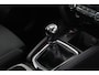 Nissan Qashqai 1.2 N-Connecta/ Panorama-Dak/ 18'' LMV/ Extra getint glas/ Keyless/ Camera/ DAB+/ Navi/ Clima/ Cruise/ Elek. pakket/ Isofix/ Bluetooht/ Armsteun/ Multi. LEDER. Stuur/ PDC V+A/ Dakrails.