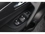 Nissan Qashqai 1.2 N-Connecta/ Panorama-Dak/ 18'' LMV/ Extra getint glas/ Keyless/ Camera/ DAB+/ Navi/ Clima/ Cruise/ Elek. pakket/ Isofix/ Bluetooht/ Armsteun/ Multi. LEDER. Stuur/ PDC V+A/ Dakrails.