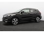 Nissan Qashqai 1.2 N-Connecta/ Panorama-Dak/ 18'' LMV/ Extra getint glas/ Keyless/ Camera/ DAB+/ Navi/ Clima/ Cruise/ Elek. pakket/ Isofix/ Bluetooht/ Armsteun/ Multi. LEDER. Stuur/ PDC V+A/ Dakrails.