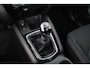 Nissan Qashqai 1.2 N-Connecta/ Panorama-Dak/ 18'' LMV/ Extra getint glas/ Keyless/ Camera/ DAB+/ Navi/ Clima/ Cruise/ Elek. pakket/ Isofix/ Bluetooht/ Armsteun/ Multi. LEDER. Stuur/ PDC V+A/ Dakrails.