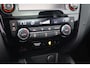 Nissan Qashqai 1.2 N-Connecta/ Panorama-Dak/ 18'' LMV/ Extra getint glas/ Keyless/ Camera/ DAB+/ Navi/ Clima/ Cruise/ Elek. pakket/ Isofix/ Bluetooht/ Armsteun/ Multi. LEDER. Stuur/ PDC V+A/ Dakrails.