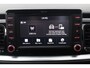 Kia Stonic 1.0 T-GDi Design Edition/ Apple + Android/ Stoel + Stuurverw./ Lane-Assist./ Navi/ Half-Leder/ Clima/ Cruise/ Grootlicht Assist./ Camera/ PDC/ 17'' LMV/ Extra getint glas/ Navi/ Clima/ Cruise/ Bluetooth.