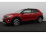 Kia Stonic 1.0 T-GDi Design Edition/ Apple + Android/ Stoel + Stuurverw./ Lane-Assist./ Navi/ Half-Leder/ Clima/ Cruise/ Grootlicht Assist./ Camera/ PDC/ 17'' LMV/ Extra getint glas/ Navi/ Clima/ Cruise/ Bluetooth.