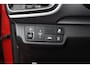 Kia Stonic 1.0 T-GDi Design Edition/ Apple + Android/ Stoel + Stuurverw./ Lane-Assist./ Navi/ Half-Leder/ Clima/ Cruise/ Grootlicht Assist./ Camera/ PDC/ 17'' LMV/ Extra getint glas/ Navi/ Clima/ Cruise/ Bluetooth.