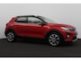 Kia Stonic 1.0 T-GDi Design Edition/ Apple + Android/ Stoel + Stuurverw./ Lane-Assist./ Navi/ Half-Leder/ Clima/ Cruise/ Grootlicht Assist./ Camera/ PDC/ 17'' LMV/ Extra getint glas/ Navi/ Clima/ Cruise/ Bluetooth.