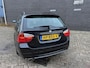 BMW 3-Serie Touring 318i Pano / AUTOMAAT/LEER