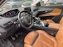 Peugeot 5008 1.2 PureTech Blue Lease Premium 7p. / 1e Eign. / Camera / Leder / CarPlay / 19'' / Elektr. best.stoel / Stoelverwarming / DAB / Cruise Control