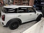 MINI Countryman 1.5 Cooper S E ALL4 *Pano | Leder | Stuur- & stoelverwarming | Clima | Cruise | LED | Navi | Carplay | Sfeerverl. | Keyless | Sensoren*