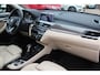 BMW X1 sDrive20i Corporate Lease High Executive / Trekhaak / Camera / Head-up / Leder / Navi. Proff / 17'' / Sportstoelen / Stoelverwarming / Cruise Control