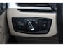 BMW X1 sDrive20i Corporate Lease High Executive / Trekhaak / Camera / Head-up / Leder / Navi. Proff / 17'' / Sportstoelen / Stoelverwarming / Cruise Control