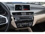 BMW X1 sDrive20i Corporate Lease High Executive / Trekhaak / Camera / Head-up / Leder / Navi. Proff / 17'' / Sportstoelen / Stoelverwarming / Cruise Control