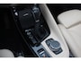 BMW X1 sDrive20i Corporate Lease High Executive / Trekhaak / Camera / Head-up / Leder / Navi. Proff / 17'' / Sportstoelen / Stoelverwarming / Cruise Control