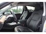 Tesla Model Y Long Range AWD 75 kWh / Autopilot / Panoramadak / Camera / 20'' / Keyless / Leder / Dodehoek / Navigatie / Stoelverwarming