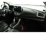 Suzuki S-Cross 1.4 Boosterjet Style Smart Hybrid | Trekhaak | Schuifdak | Navigatie | Apple carplay, Android auto | Stoelverwarming | Keyless | 10 Jaar Garantie! |