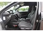 Peugeot e-208 EV GT 350 50 kWh / SOH 91,1% / Panoramadak / Camera / Virtual Cockpit / Half leder / Navigatie / Keyless / Cruise Control / Dodehoek detectie