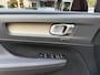Volvo XC40 2.0 T4 Inscription / Trekhaak / Panoramadak / Camera / Leder / 18'' / Elektr. Stoelen / CarPlay / Stoelverwarming / Dodehoek / ACC