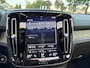 Volvo XC40 2.0 T4 Inscription / Trekhaak / Panoramadak / Camera / Leder / 18'' / Elektr. Stoelen / CarPlay / Stoelverwarming / Dodehoek / ACC