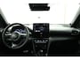 Toyota Yaris Cross 1.5 Hybrid 130 GR Sport | Comfort Pack | Nieuw! | Stoel- en Stuurverwarming | Parkeersensoren rondom | 10 Jaar Garantie! |