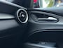 Alfa Romeo Stelvio 2.0 T AWD Special Edition|280PK|Veloce Stoelen|Rood|Pano|Camera|Nav|Trekhaak