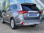 Mitsubishi Outlander 2.4 PHEV Intense+ 225pk Schuifdak / 360 Camera / Trekhaak / Stoelverwarming