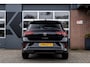 Volkswagen T-Roc 1.5 TSI R-Line DSG | Black Style | ACC | ErgoActive Massage | IQ.Drive | Navigatie | 18' Inch |