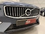 Volvo V60 T6 Recharge AWD PANO/TREKHAAK/HEAD-UP/H&K/360CAMERA/MEMORY/KEYLESS/LED/ACC/PILOT-ASSIST/CARPLAY/CRYSTAL-POOK/DONKERE-HEMEL/VOLLEDIG VOLVO DEALER HISTORIE
