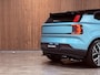 Volvo EX30 Twin Motor Performance Ultra 69 kWh | Uniek! | Volvo Flash Green/Zwart | Bodykit rondom | Heico verlaging set | Heico verbreding set | Dakspoiler | Black Pack: zwart logo | 360° 3D Camera | Stoel en Stuurwielverwarming | Panoramadak | Harman Kardon | 20 inch | Elektrische voorstoelen | Adaptieve Cruise Control | Pilot Assist | BLIS Dode Hoek Detectie | Keyless Drive | Parkeersensoren voor+achter | Privacy Glass | Google Infotainment | Elektrisch bedienbare achterklep | Electronic Climate Control 2-Zone | Tailored Wool Blend bekleding | Warmtepomp | Apple Carplay | Volvo On Call met mobiele App functie | Onyx Black Metallic met unieke speciaal voor Broekhuis gemaakte Flash Green wrap | Flash Green verwijst naar de vroegere 'R' modellen kleur van Volvo |