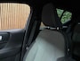 Volvo XC40 T5 Recharge Plus Dark | Trekhaak | Harman Kardon | Parkeercamera | All Season banden | Adaptieve Cruise Control | Pilot Assist | BLIS Dode Hoek Detectie | Bestuurdersstoel elektrisch geheugen | Stoel en Stuurwielverwarming | Privacy Glass | 19 Inch | Passagiersstoel elektrisch | Zitting verlenging voorstoelen | Keyless Drive | Parkeersensoren voor+achter | Privacy Glass | Elektrisch bedienbare achterklep | Climate Control L+R | DAB Radio | Apple Carplay/Android Auto | Volvo On Call met mobiele App functie | Onyx Black Metallic |
