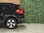 Volvo XC40 T5 Recharge Plus Dark | Trekhaak | Harman Kardon | Parkeercamera | All Season banden | Adaptieve Cruise Control | Pilot Assist | BLIS Dode Hoek Detectie | Bestuurdersstoel elektrisch geheugen | Stoel en Stuurwielverwarming | Privacy Glass | 19 Inch | Passagiersstoel elektrisch | Zitting verlenging voorstoelen | Keyless Drive | Parkeersensoren voor+achter | Privacy Glass | Elektrisch bedienbare achterklep | Climate Control L+R | DAB Radio | Apple Carplay/Android Auto | Volvo On Call met mobiele App functie | Onyx Black Metallic |
