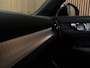 Volvo XC40 T5 Recharge Plus Dark | Trekhaak | Harman Kardon | Parkeercamera | All Season banden | Adaptieve Cruise Control | Pilot Assist | BLIS Dode Hoek Detectie | Bestuurdersstoel elektrisch geheugen | Stoel en Stuurwielverwarming | Privacy Glass | 19 Inch | Passagiersstoel elektrisch | Zitting verlenging voorstoelen | Keyless Drive | Parkeersensoren voor+achter | Privacy Glass | Elektrisch bedienbare achterklep | Climate Control L+R | DAB Radio | Apple Carplay/Android Auto | Volvo On Call met mobiele App functie | Onyx Black Metallic |