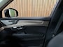 Volvo XC90 T8 AWD Recharge Ultra Dark | Facelift | Luchtvering | 360 Camera | Head-Up Display | Harman Kardon | 455pk | Adaptieve Cruise Control | Stoelverwarming voor+achter | Stuurwielverwarming | Schuifdak | Full LED Meesturende koplampen | Pilot Assist | BLIS Dode Hoek Detectie | Alcantara hemelbekleding | Lederen zonnekleppen en handgrepen | Elektrische voorstoelen geheugen | Quilted Nordico bekleding | Zitting verlenging voorstoelen | Lederen dashboard | 21 Inch | Google Infotainment | Keyless Drive | Privacy Glass | Elektrisch bedienbare achterklep | Geïntegreerd kinderzitje achterin | Geïntegreerde zongordijnen achterportieren | Verlichte instaplijsten | 7-Persoons | 4-Zone Climate Control | DAB Radio | Apple Carplay/Android Auto | Alarm Klasse III | Onyx Black Metallic |
