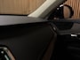 Volvo XC90 T8 AWD Recharge Ultra Ultimate Dark | Trekhaak | Stoelventilatie | 360 Camera | Head-Up Display | Harman Kardon | 455pk | Stoelmassage | Adaptieve Cruise Control | Stoelverwarming voor+achter | Stuurwielverwarming | Schuifdak | 20 Inch | Full LED  Meesturende koplampen | Standkachel met Volvo On Call App | Pilot Assist | BLIS Dode Hoek Detectie | Alcantara hemelbekleding | Lederen handgrepen en zonnekleppen | Elektrische voorstoelen geheugen | Nappa Lederen bekleding | Zitting verlenging voorstoelen | Lederen Dashboard | Google Infotainment | Keyless Drive | Parkeersensoren voor+achter | Privacy Glass | Elektrisch bedienbare achterklep | Geïntegreerde zongordijnen achterportieren | Geïntegreerd kinderzitje achterin | 7-Persoons | 4-Zone Climate Control | DAB Radio | Apple Carplay/Android Auto | Draadloos telefoon opladen | Volvo On Call met mobiele App functie | Silver Dawn Metallic |