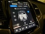 Volvo XC90 T8 AWD Recharge Ultra Ultimate Dark | Trekhaak | Stoelventilatie | 360 Camera | Head-Up Display | Harman Kardon | 455pk | Stoelmassage | Adaptieve Cruise Control | Stoelverwarming voor+achter | Stuurwielverwarming | Schuifdak | 20 Inch | Full LED  Meesturende koplampen | Standkachel met Volvo On Call App | Pilot Assist | BLIS Dode Hoek Detectie | Alcantara hemelbekleding | Lederen handgrepen en zonnekleppen | Elektrische voorstoelen geheugen | Nappa Lederen bekleding | Zitting verlenging voorstoelen | Lederen Dashboard | Google Infotainment | Keyless Drive | Parkeersensoren voor+achter | Privacy Glass | Elektrisch bedienbare achterklep | Geïntegreerde zongordijnen achterportieren | Geïntegreerd kinderzitje achterin | 7-Persoons | 4-Zone Climate Control | DAB Radio | Apple Carplay/Android Auto | Draadloos telefoon opladen | Volvo On Call met mobiele App functie | Silver Dawn Metallic |